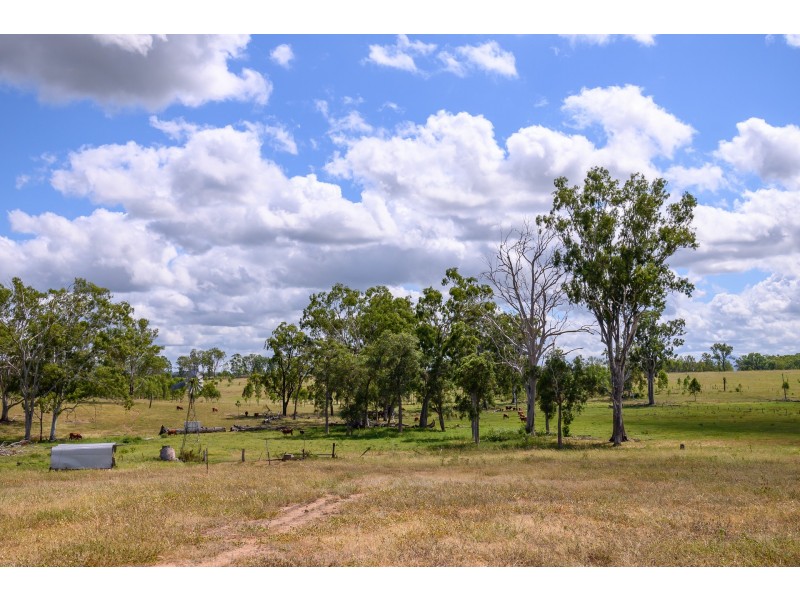 176 Mount Hector Road, Boyne Valley QLD 4680