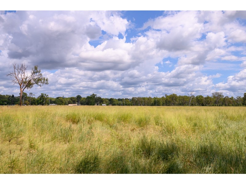 176 Mount Hector Road, Boyne Valley QLD 4680