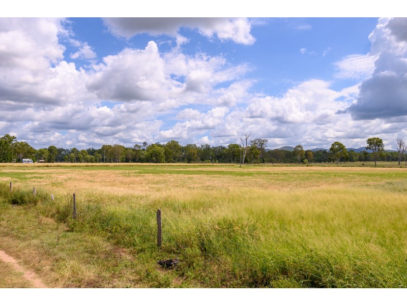 176 Mount Hector Road, Boyne Valley QLD 4680