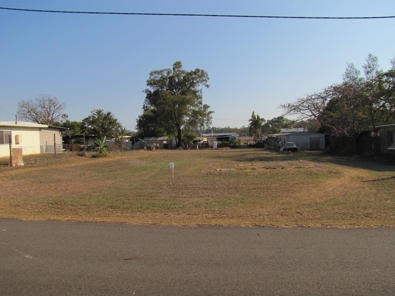 25 Tummon Street, Ambrose QLD 4695