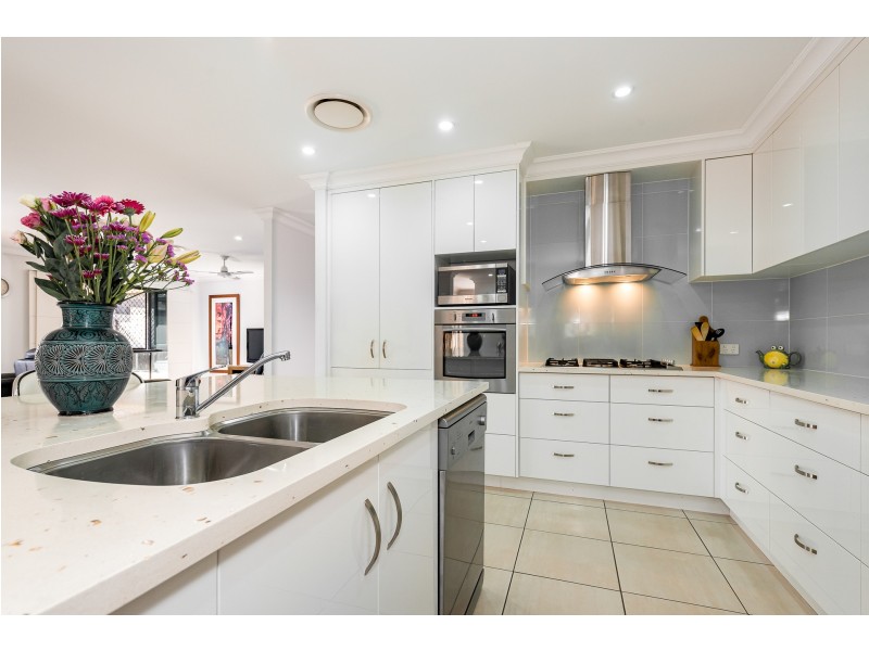 17 Beatle Parade, Calliope QLD 4680