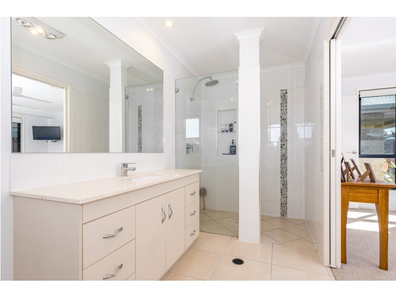 17 Beatle Parade, Calliope QLD 4680