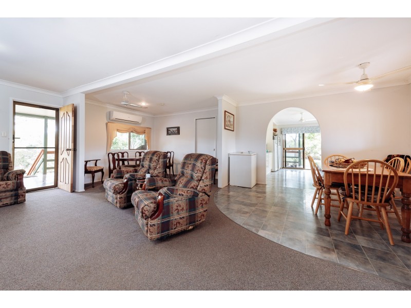 246 Nellie Simpson Road, Wooderson QLD 4680