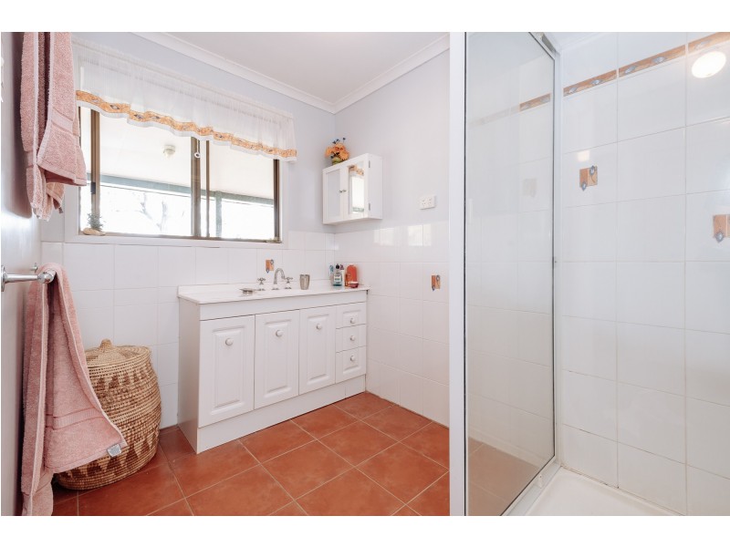 246 Nellie Simpson Road, Wooderson QLD 4680