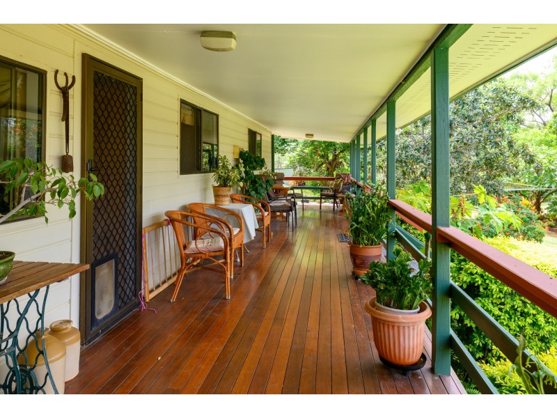 246 Nellie Simpson Road, Wooderson QLD 4680