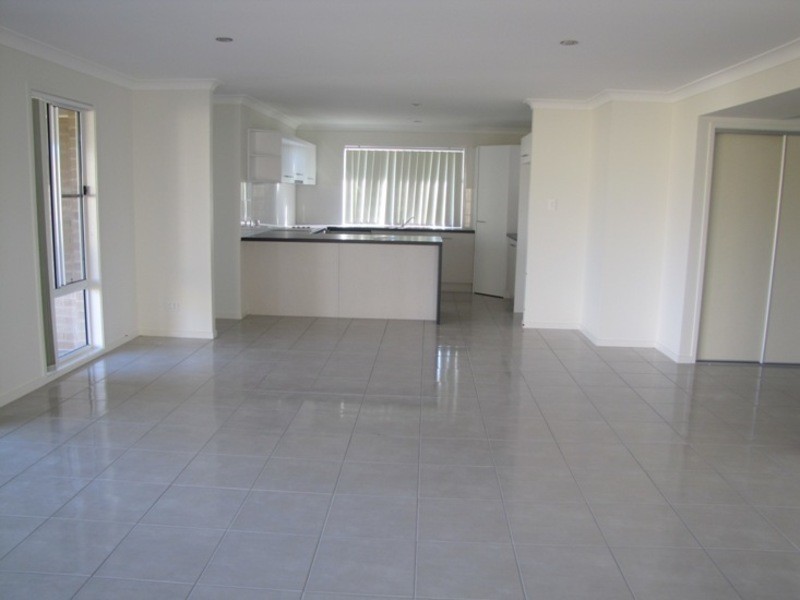 10 Abbey Place, Calliope QLD 4680