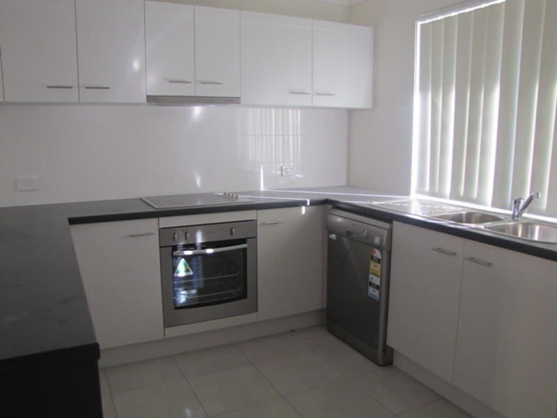 10 Abbey Place, Calliope QLD 4680