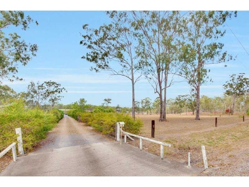 11 Aquarius Ave, Calliope QLD 4680