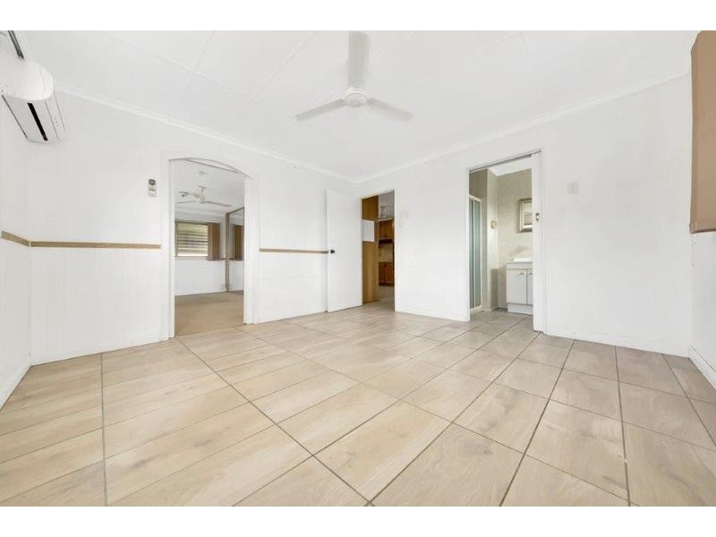 11 Aquarius Ave, Calliope QLD 4680
