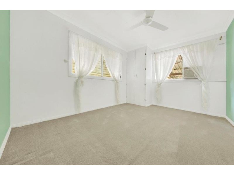 11 Aquarius Ave, Calliope QLD 4680