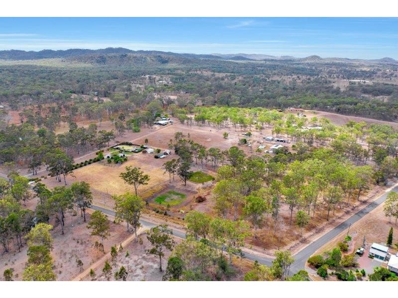 11 Aquarius Ave, Calliope QLD 4680
