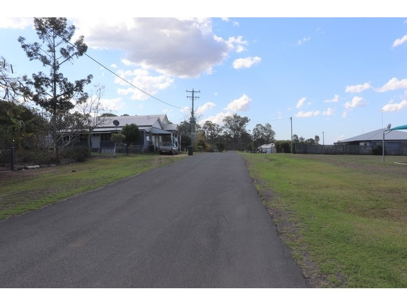 15 – 17 Pine Street, Boyne Valley QLD 4680