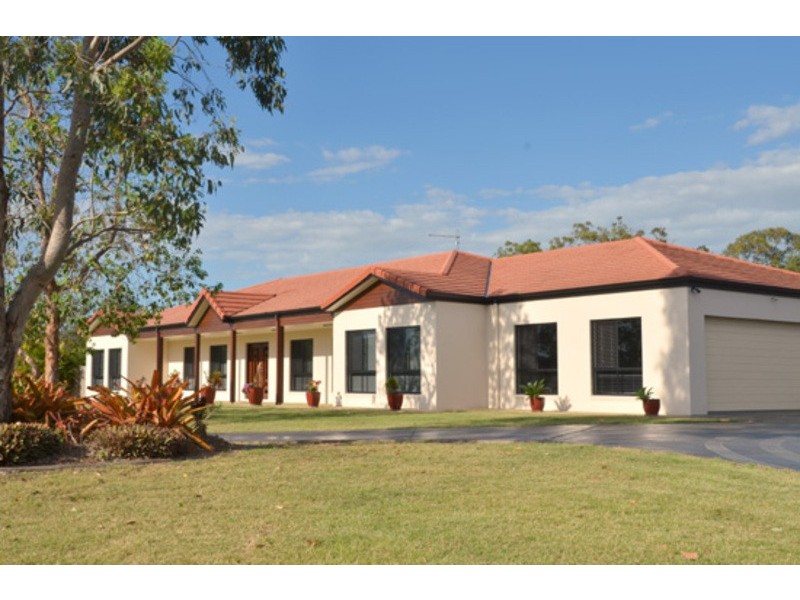 135 Jim Whyte Way, Beecher QLD 4680