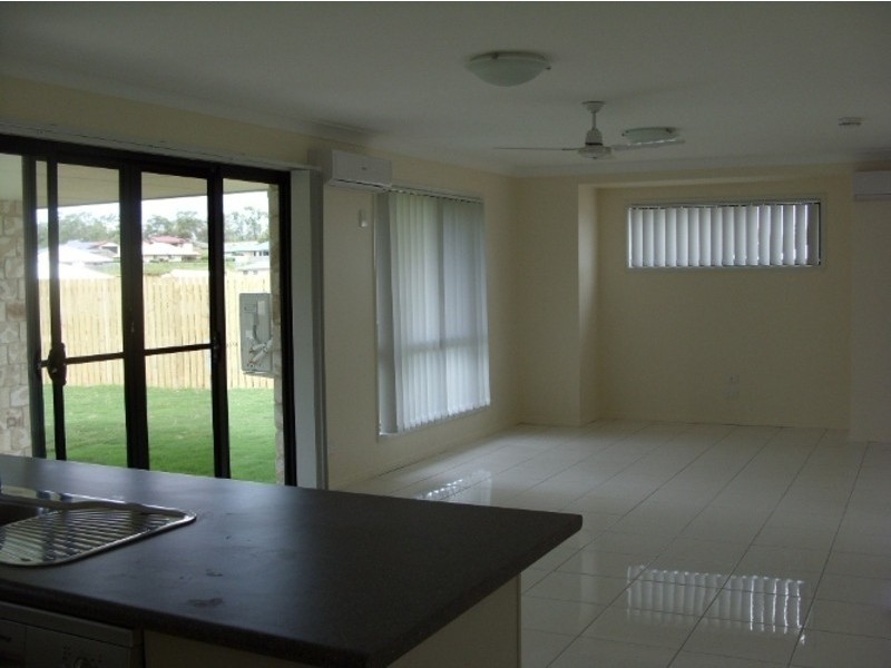 3 Beatle Parade, Calliope QLD 4680