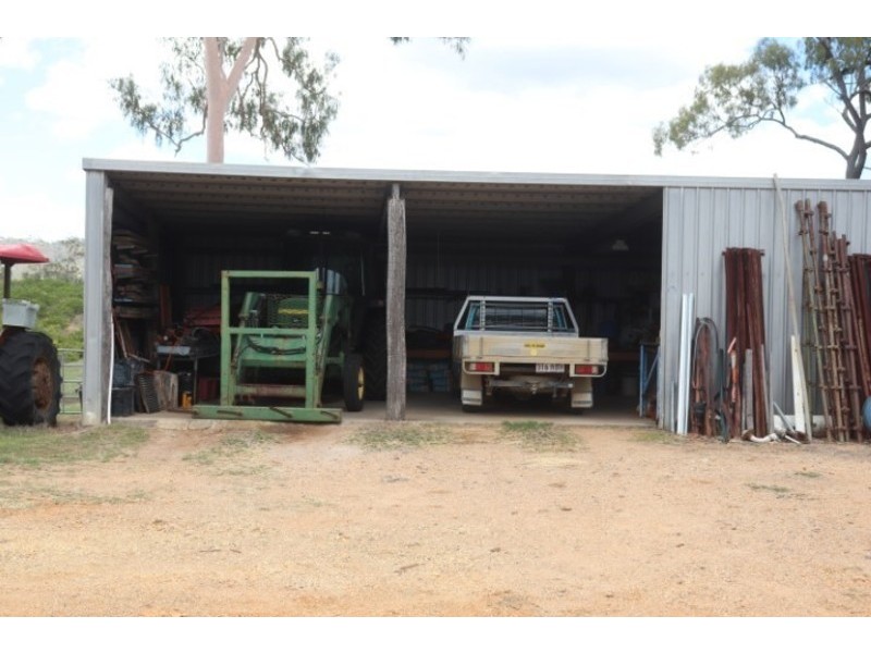 2 Goodman Road, Mount Larcom QLD 4695