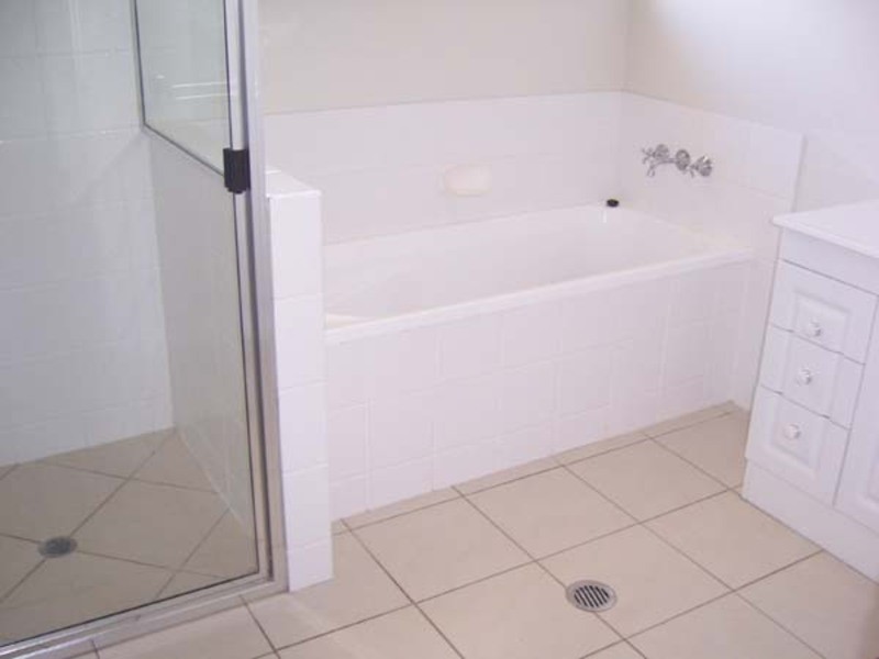 12 North Ridge Drive, Calliope QLD 4680