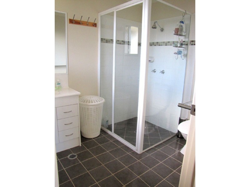 8  Ashley Court, Calliope QLD 4680