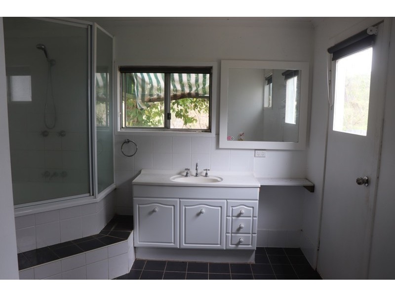 4141 Dawson Highway, Wooderson QLD 4680