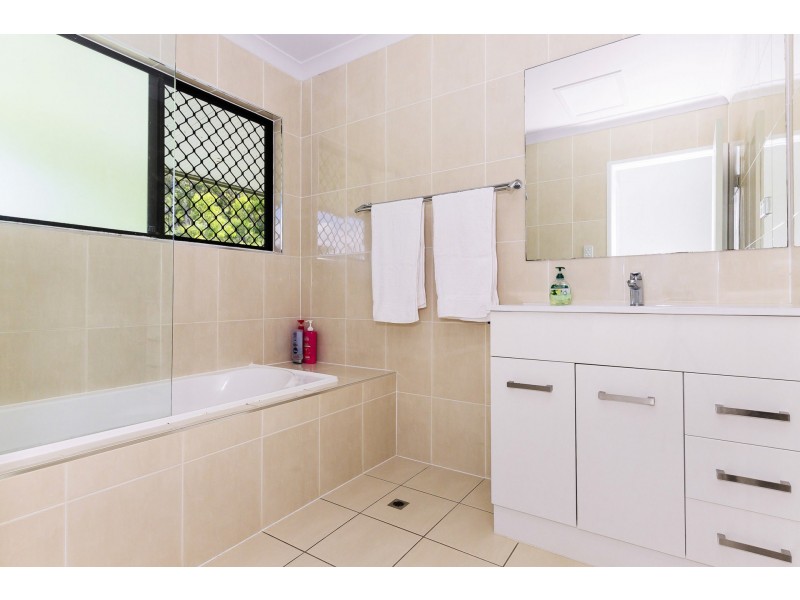 90 Meyer Road, O’connell QLD 4680