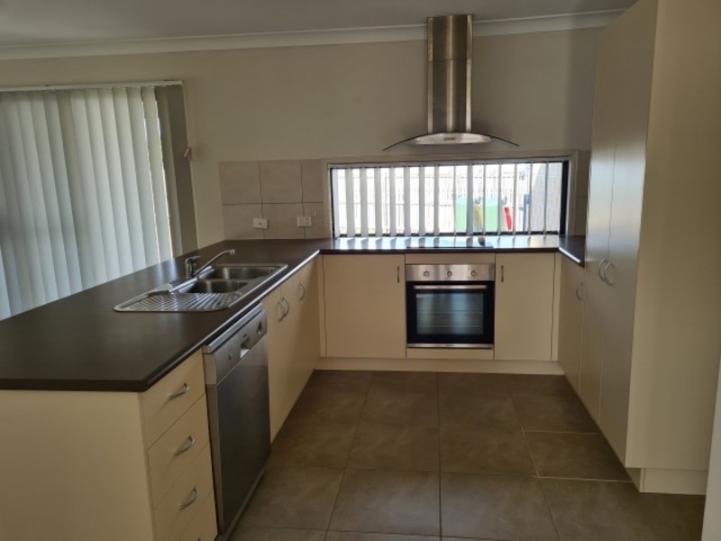 4 Beatle Parade, Calliope QLD 4680