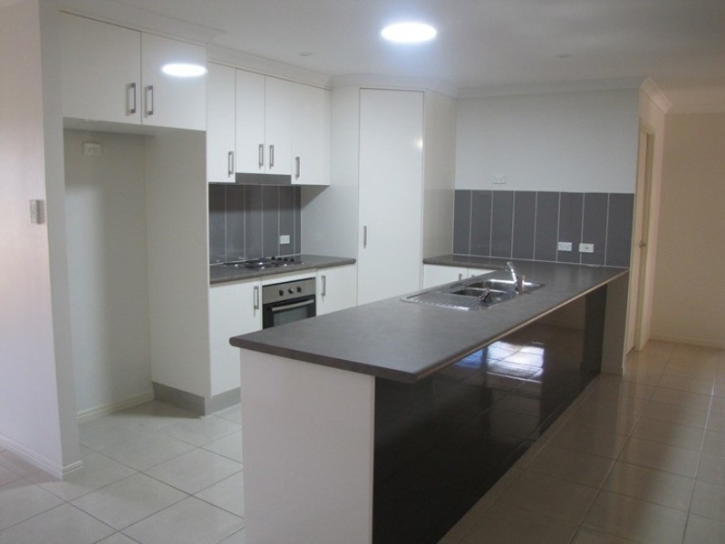 8 Central Avenue, Calliope QLD 4680