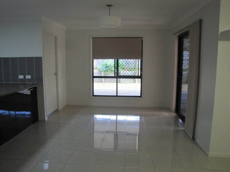 8 Central Avenue, Calliope QLD 4680