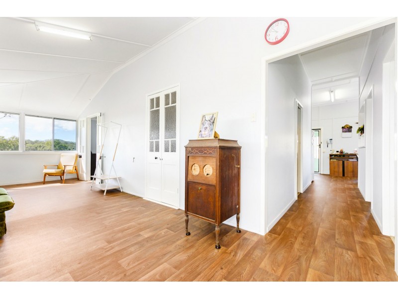 357 Marsh Road, Wooderson QLD 4680