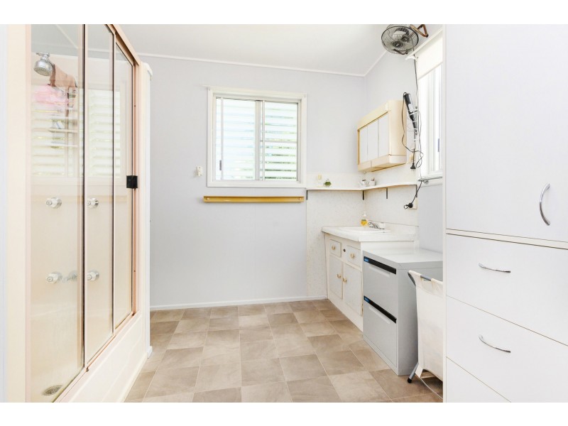 357 Marsh Road, Wooderson QLD 4680