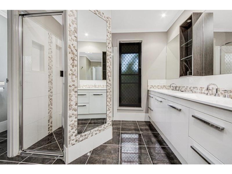 25 Cluden Crt, Calliope QLD 4680