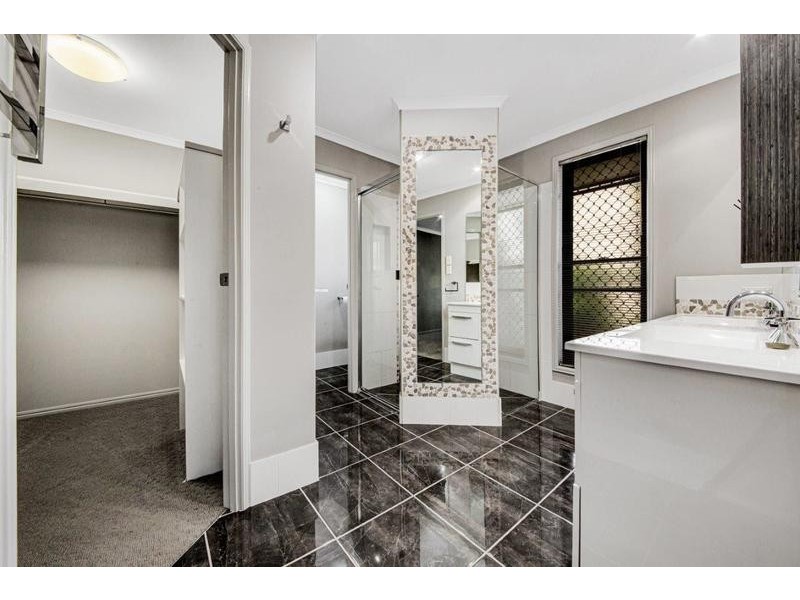 25 Cluden Crt, Calliope QLD 4680