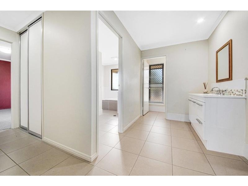 25 Cluden Crt, Calliope QLD 4680