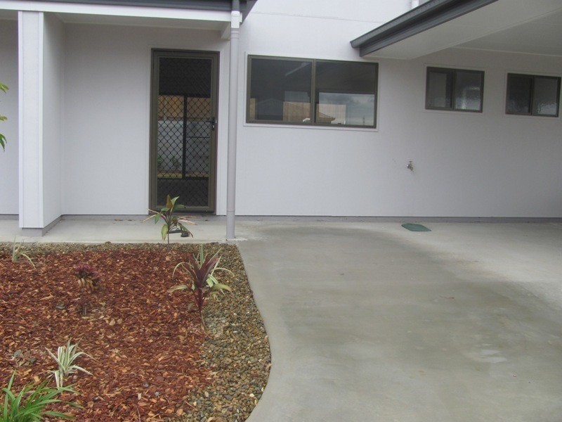 2/15 Morris Avenue, Calliope QLD 4680