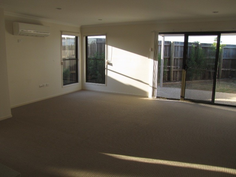 2/15 Morris Avenue, Calliope QLD 4680