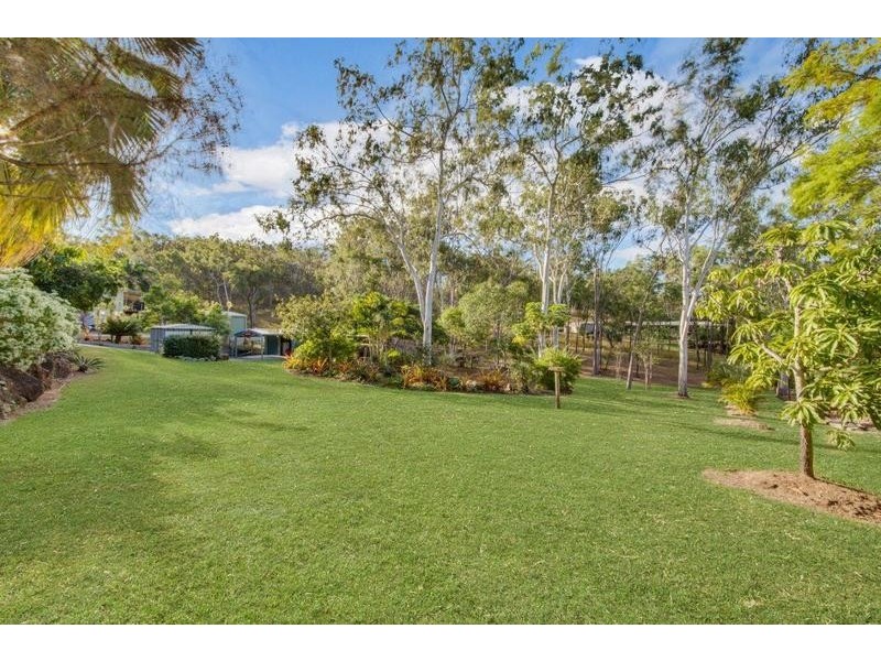 42 Helen Crescent, Wurdong Heights QLD 4680