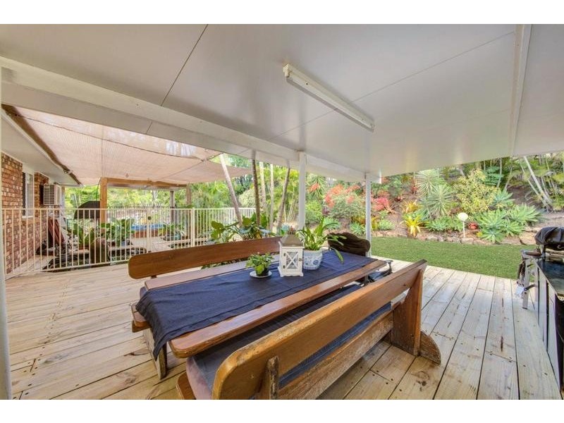 42 Helen Crescent, Wurdong Heights QLD 4680