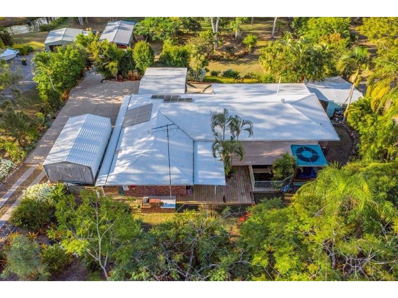 42 Helen Crescent, Wurdong Heights QLD 4680