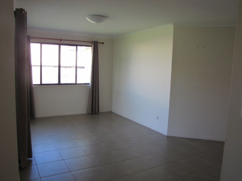 11 Sunpoint Way, Calliope QLD 4680