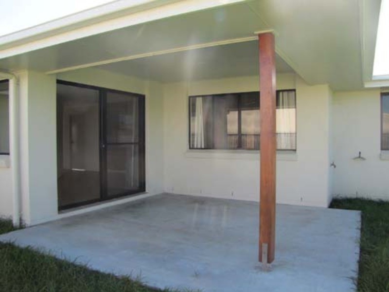 11 Sunpoint Way, Calliope QLD 4680