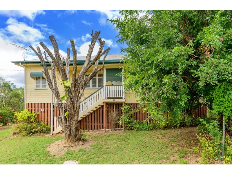 11 King George Street, Mount Larcom QLD 4695