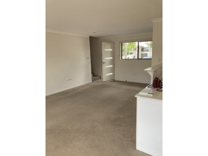 11/9 Morris Avenue, Calliope QLD 4680