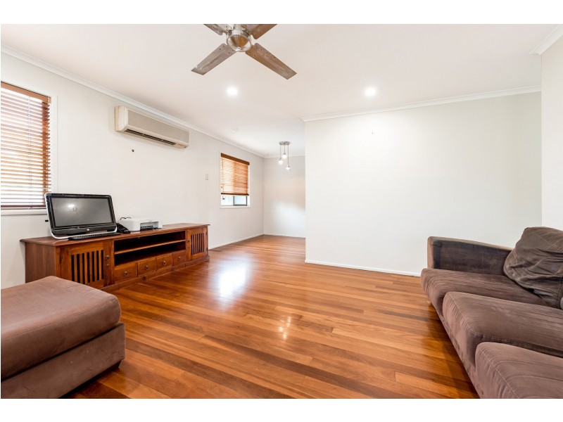 5 Salgado Street, Boyne Island QLD 4680