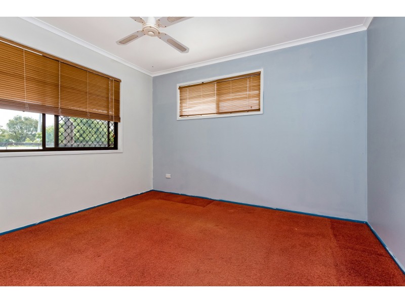 5 Salgado Street, Boyne Island QLD 4680