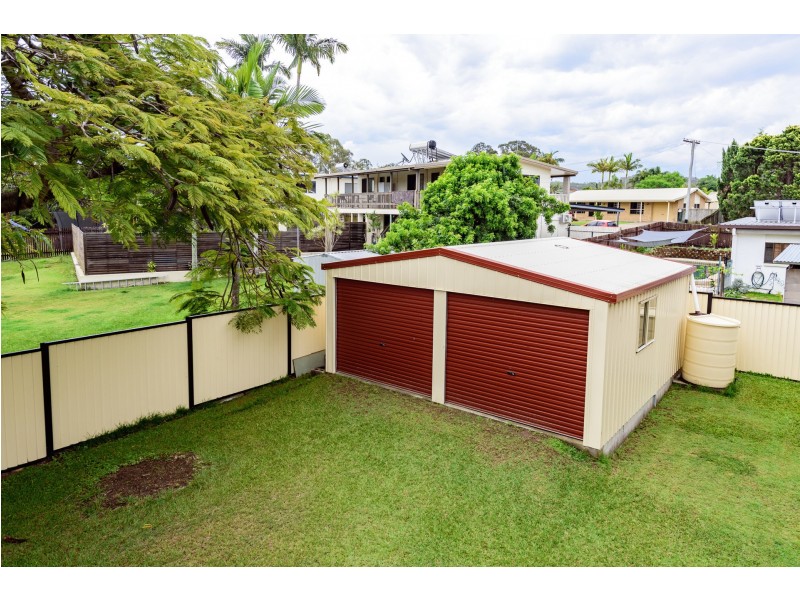 5 Salgado Street, Boyne Island QLD 4680