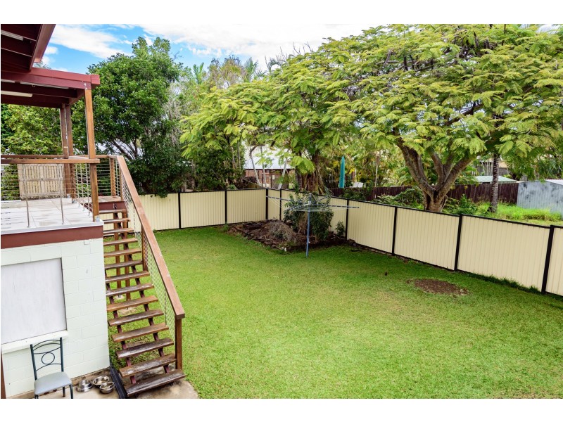 5 Salgado Street, Boyne Island QLD 4680