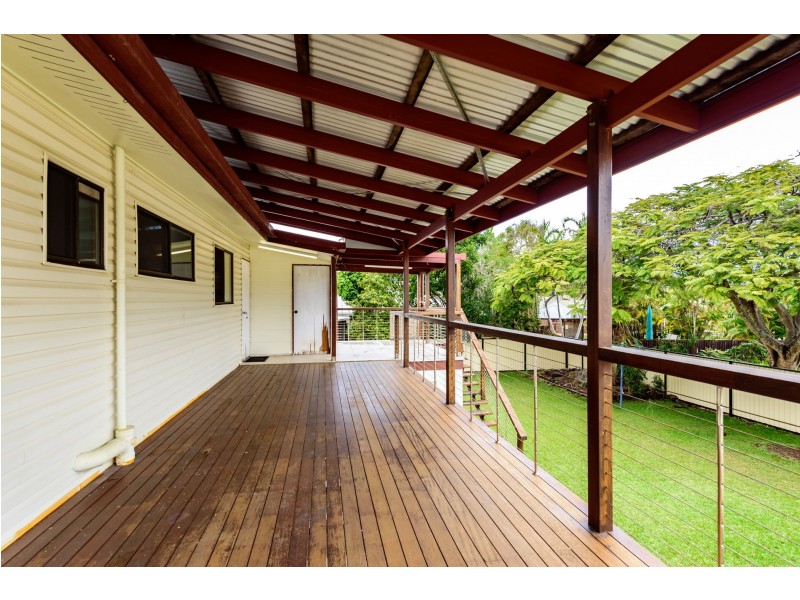 5 Salgado Street, Boyne Island QLD 4680