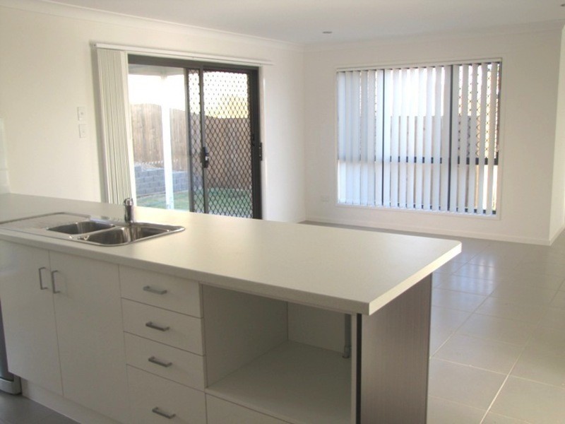 3 Lacey Close, Calliope QLD 4680