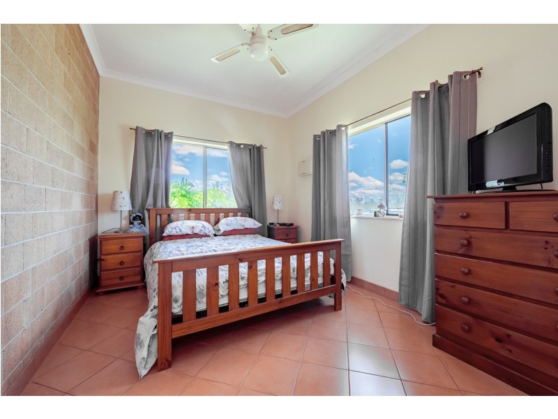 305 Gentle Annie Road, Ambrose QLD 4695