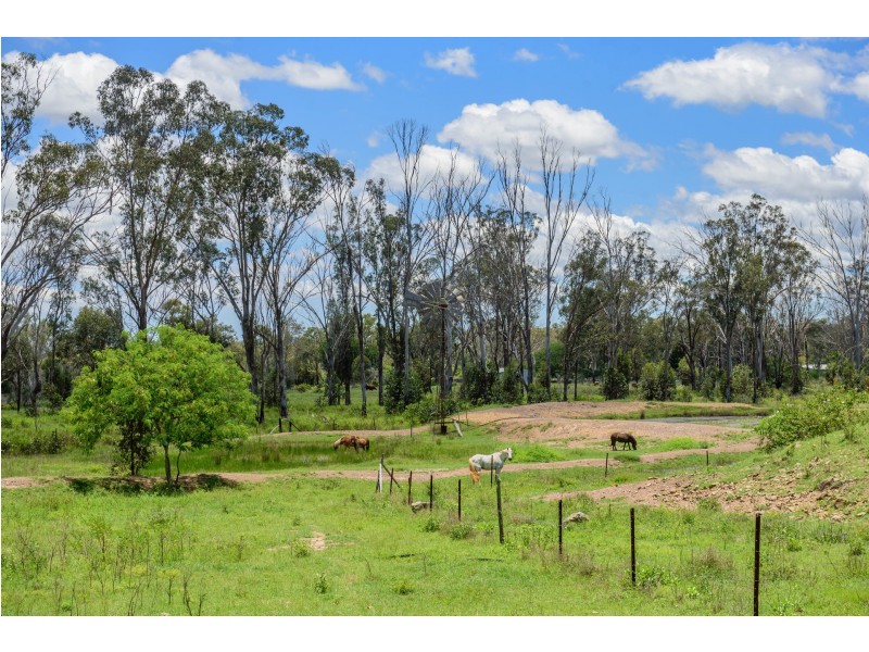 305 Gentle Annie Road, Ambrose QLD 4695