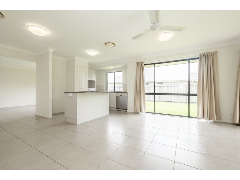 6 Beatle Parade, Calliope QLD 4680
