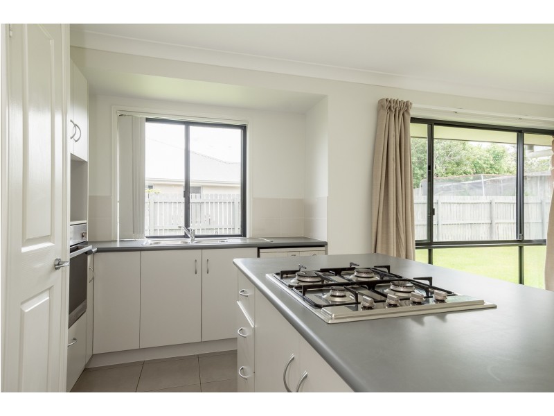 6 Beatle Parade, Calliope QLD 4680